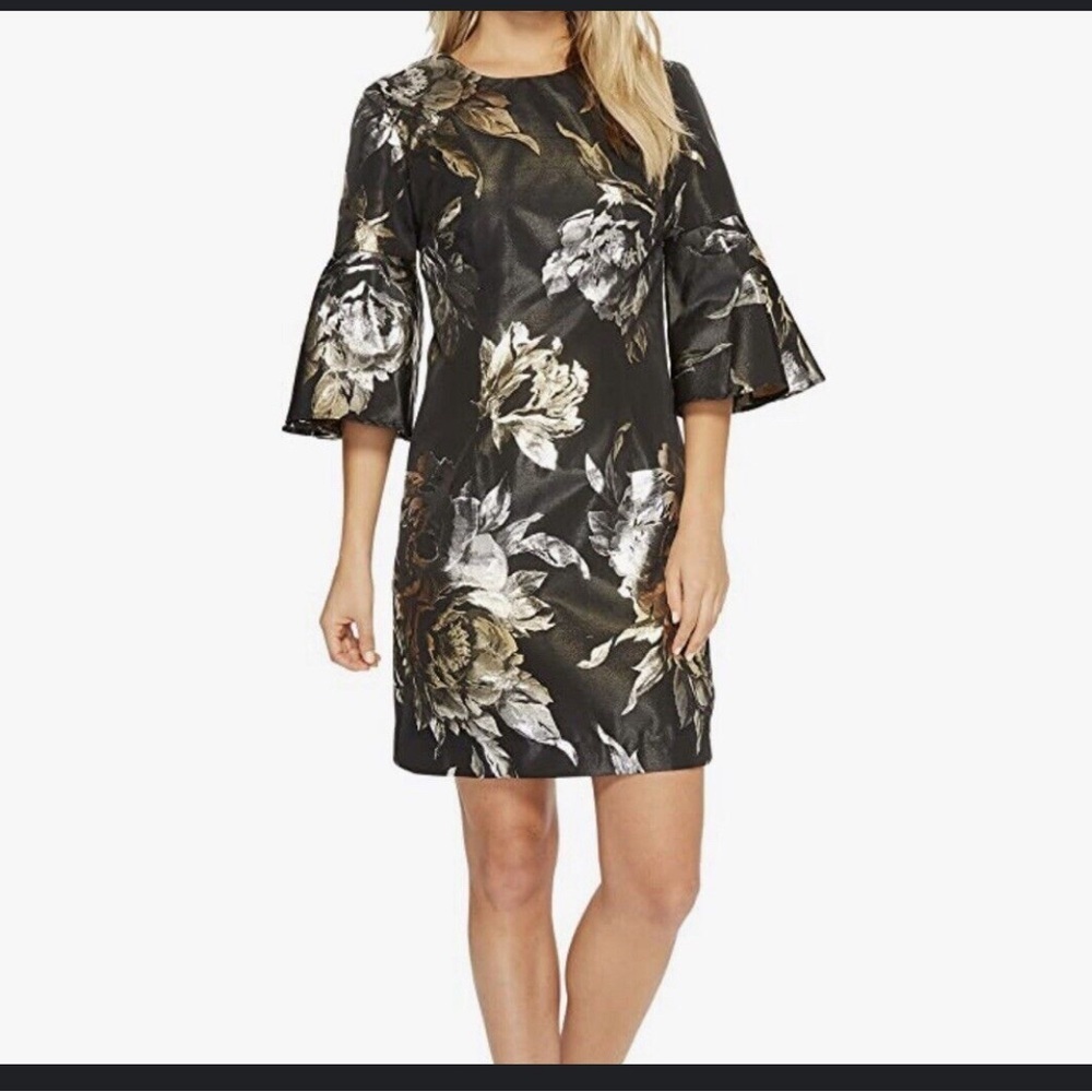 Trina Turk- NWOT Rachelle Dress. Size 4. Black and Gold Jacquard Bell Sleeve.